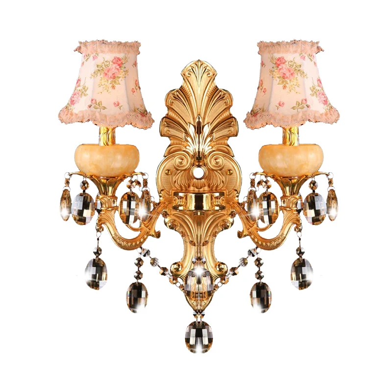 Dubbele arm Sconce lichtarmatuur traditionalistisch metaal 2-lichts gouden wandmontage lamp met kristallen druppel en stof...