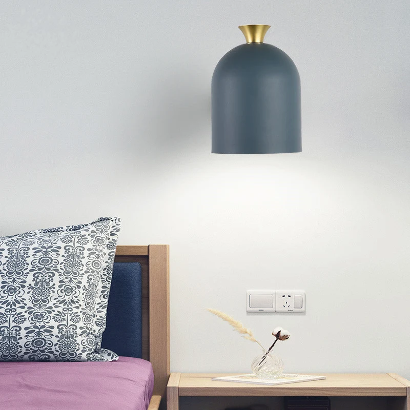 Eenvoud Scandinavisch wandgemonteerd licht 1 licht Macaroon metalen schanslamp voor slaapkamer Clearhalo