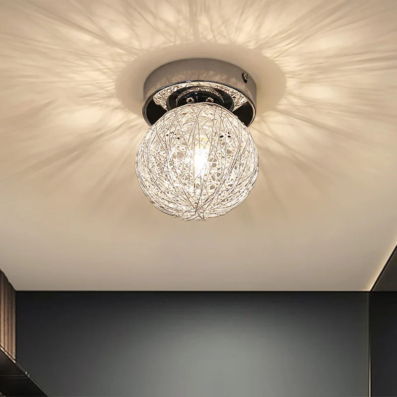 Eenvoudige inbouwverlichting met 1 lamp en metalen kap Witte handgeweven bol/blad-plafondmontagelamp Clearhalo