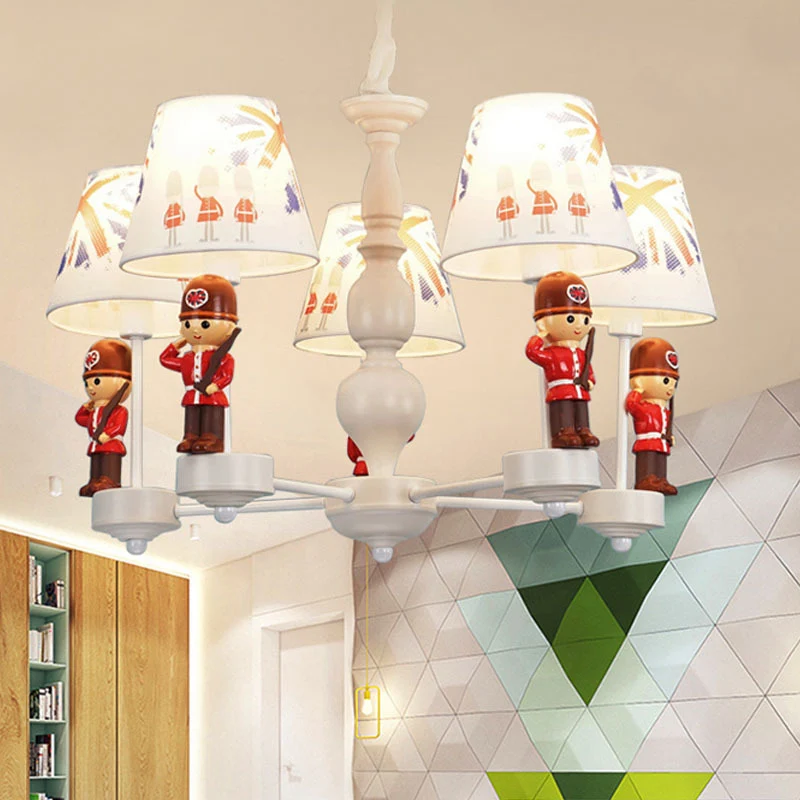 Eetkamer Solider hanglamp met stoffen kap Chique moderne rood-witte kroonluchter Clearhalo