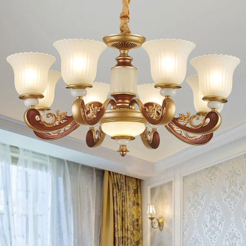 Eetkamerhanglamp Eenvoudige gouden kroonluchter met glazen kap van mat geribbeld glas Clearhalo