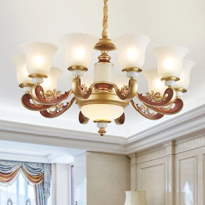 Eetkamerhanglamp Eenvoudige gouden kroonluchter met glazen kap van mat geribbeld glas Clearhalo