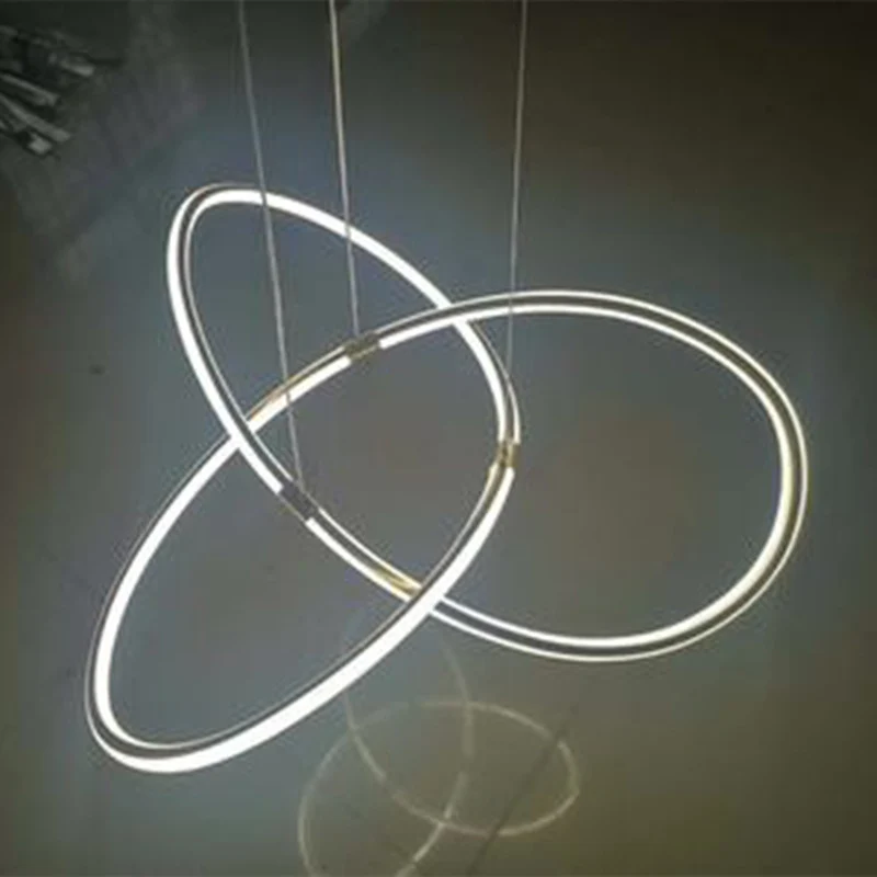 Eigentijdse stripkroonluchterlamp Metalen plafondhanglamp voor restaurant met ophangkoord Clearhalo
