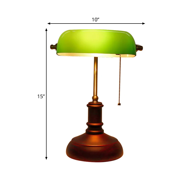 Enkele nachtkastje, lichte metalen retro loungetafellamp met groene halflangwerpige kap en trekketting Clearhalo