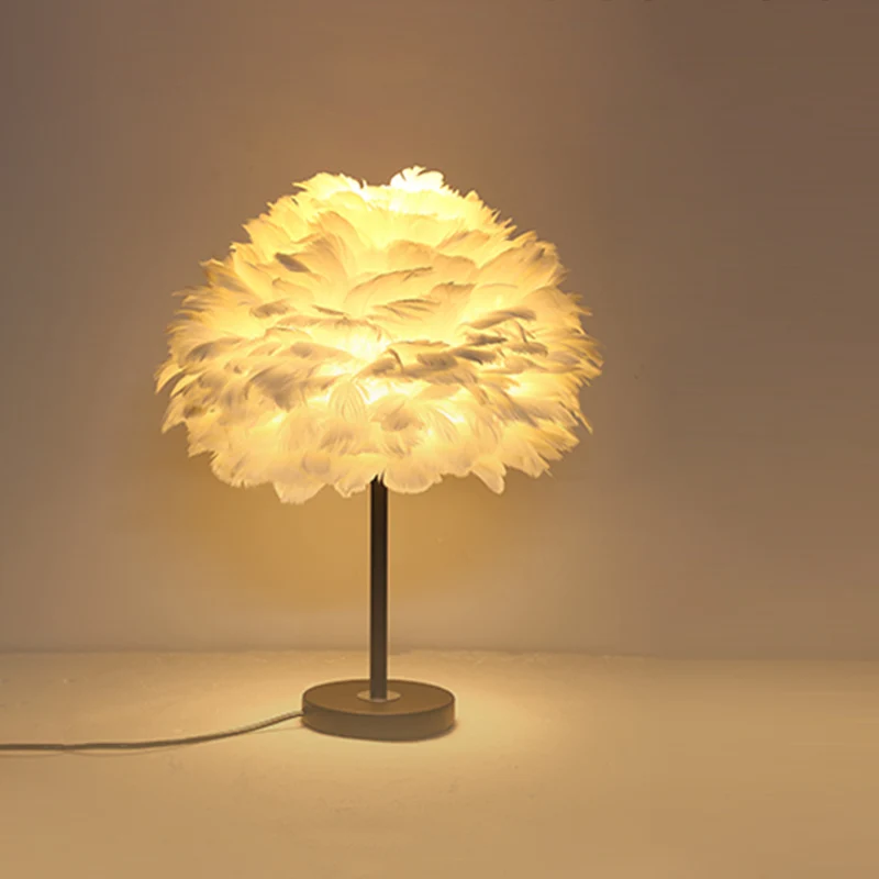 Feather Flower Blossom Tafellamp Eigentijdse nachtlamp met één lamp voor slaapkamer Clearhalo