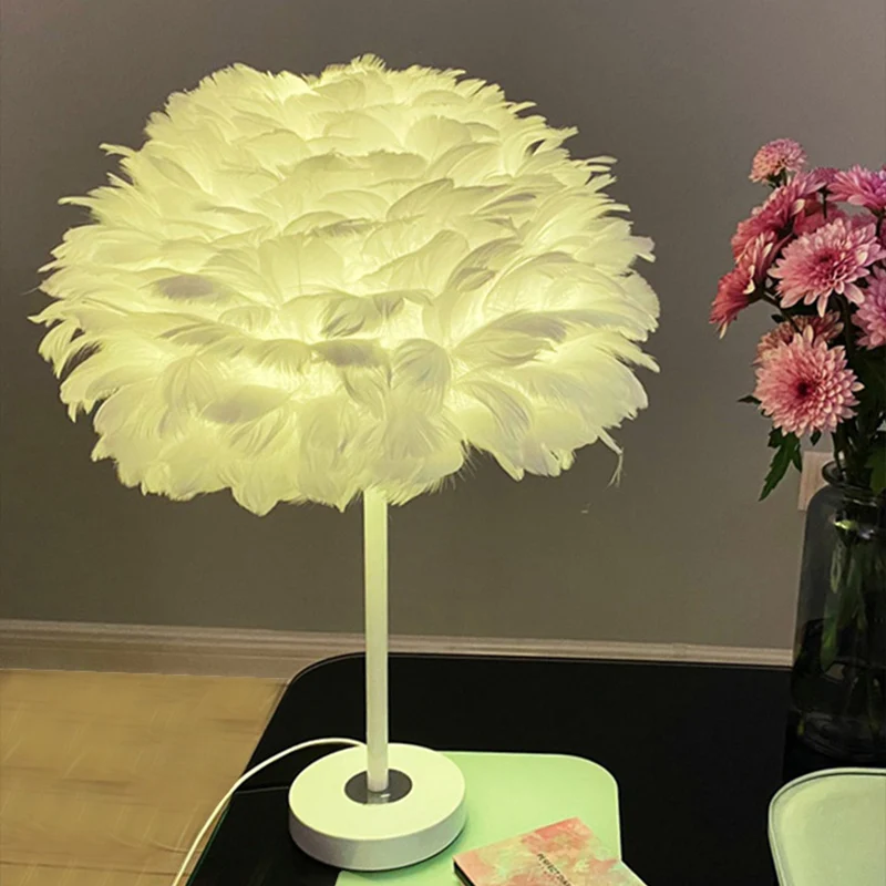 Feather Flower Blossom Tafellamp Eigentijdse nachtlamp met één lamp voor slaapkamer Clearhalo