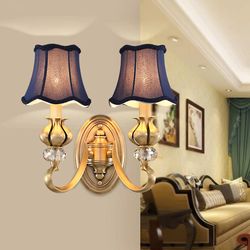 Flare Sconce-lichtarmatuur Traditionele stoffen wandgemonteerde verlichting met geschulpte rand Clearhalo