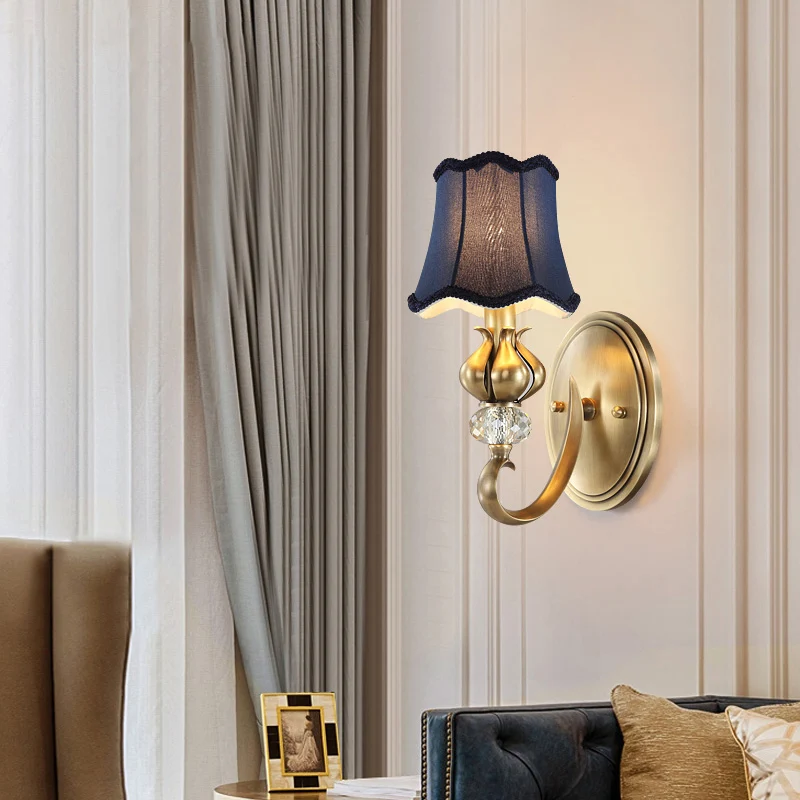 Flare Sconce-lichtarmatuur Traditionele stoffen wandgemonteerde verlichting met geschulpte rand Clearhalo