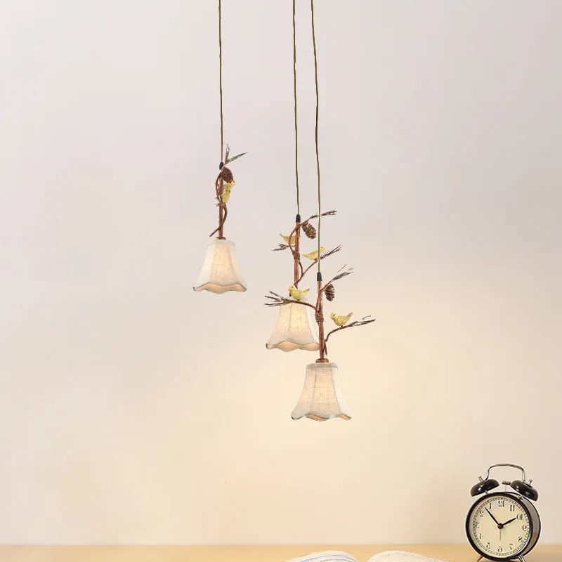 Flaxen 3/5 Heads cluster hanglamp landelijke stoffen geschulpte hanglamp met vogel- en dennenappeldeco Clearhalo