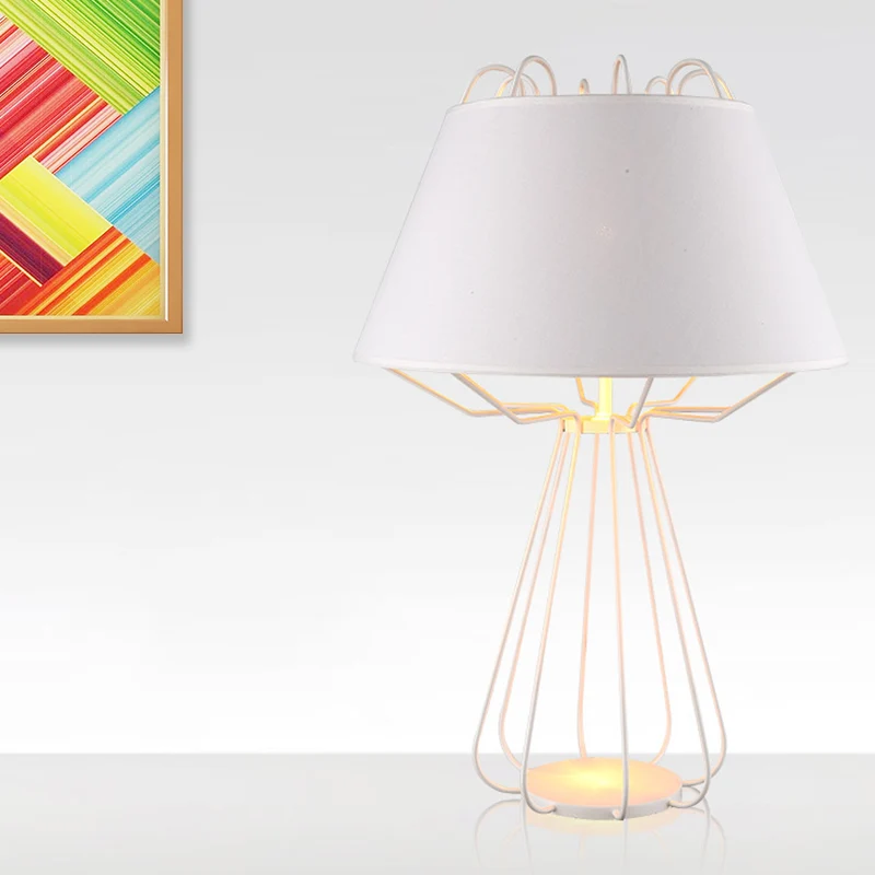 Frame nachttafellamp modernistisch ijzer 1 lamp wit/zwarte afwerking nachtlamp met stoffen kap Clearhalo