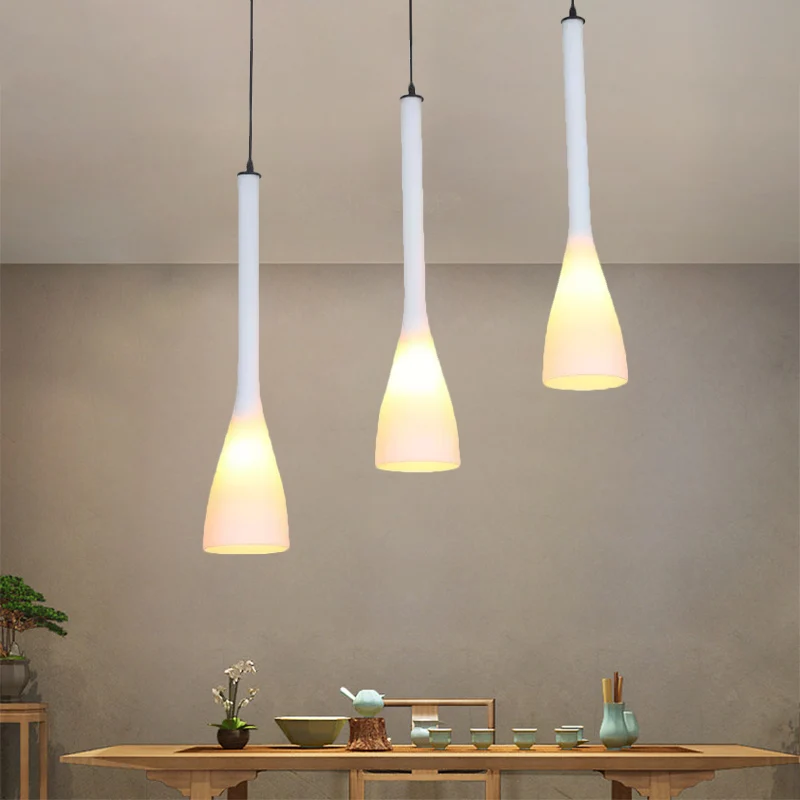 Frosted witte glazen trechter hanglamp, moderne 3-lamps multi-licht hanglamp boven eettafel Clearhalo