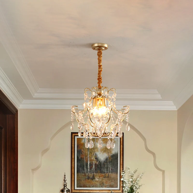 Gebogen gewapende metalen hangende kroonluchter Transitionele 3-lichts gouden plafondlamp met kristallen drapering Clearhalo