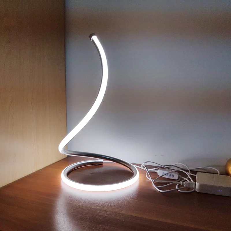 Gebogen taakverlichting Minimalistische acryl LED-nachttafellamp goud/zilver, wit/warm licht Clearhalo