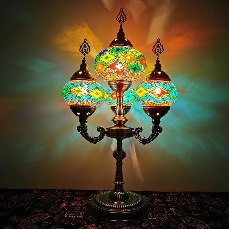 Gebrandschilderd glas kandelaar taaklamp traditionele 4-lichts nachtkastje lamp geel/oranje/blauw Clearhalo