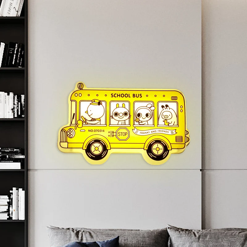 Gele busvormige schanslamp Cartoon LED-kunststof wandlamp met dierenpatroon Clearhalo