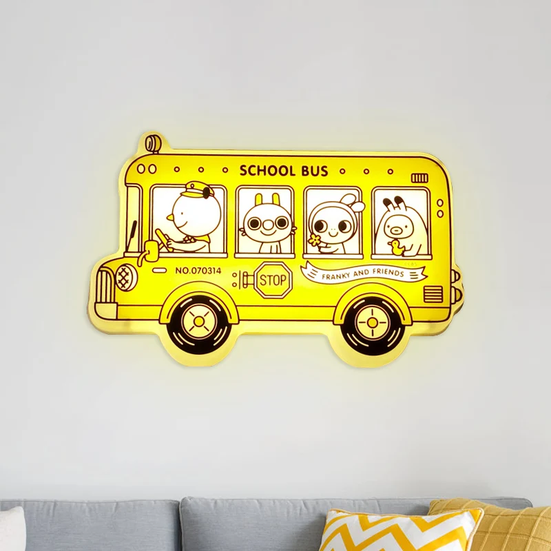 Gele busvormige schanslamp Cartoon LED-kunststof wandlamp met dierenpatroon Clearhalo