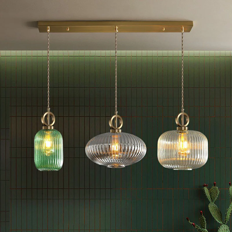 Geometrische vorm multi-licht hanglamp modern geribbeld glas 3 lampen messing afwerking hanglamp Clearhalo