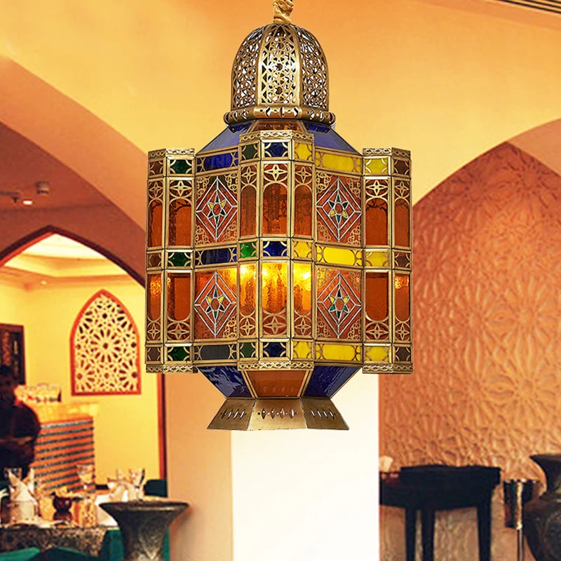 Geëtste lantaarn restaurant plafondlamp traditioneel gekleurd kunstglas 3 hoofden messing hangende kroonluchter Clearhalo