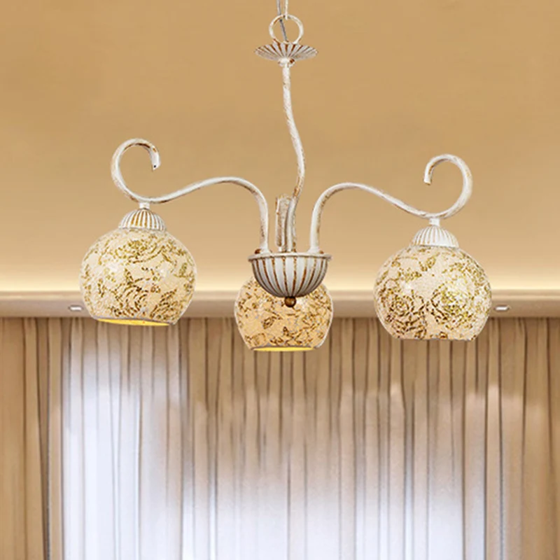 Globe Eetkamer Plafondkroonluchter Traditioneel matglas 3-lichts wit hangend armatuur Clearhalo