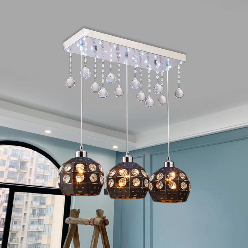 Globe Metallic Cluster Licht Hanglamp Modernistische 3 Hoofden Zwarte Slingerlamp met Kristallen Deco Clearhalo