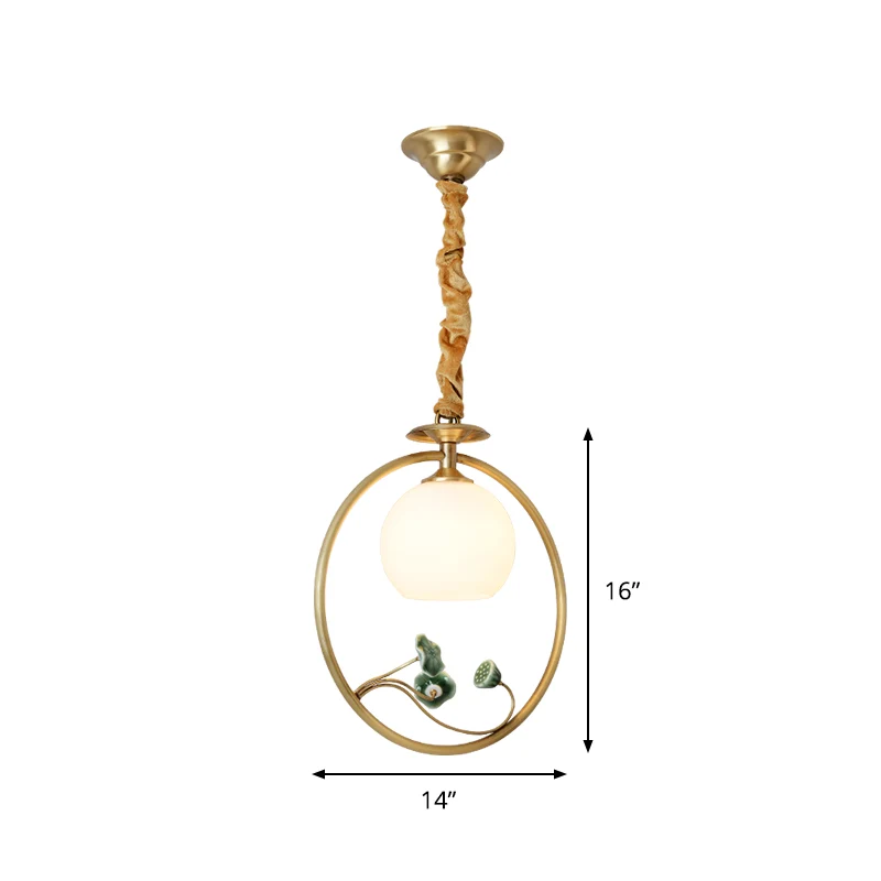 Globe-slingerlamp met enkele kop, traditionele hanglamp van goudwit glas met ring en lotusdecor Clearhalo