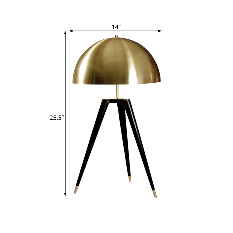 Gouden afwerking Dome tafellamp Hedendaagse 1-lichts metalen tafellamp met statief voor woonkamer Clearhalo