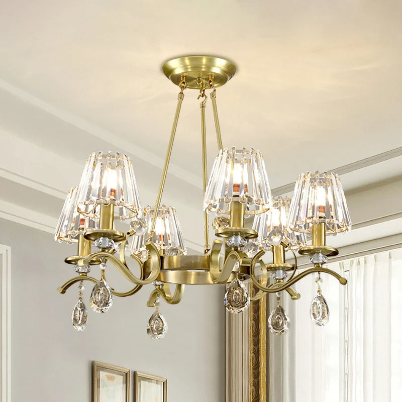 Gouden afwerking wielkroonluchter postmoderne metalen 6-koppige woonkamer hanglamp met kegelvormige kristallen kap Clearhalo
