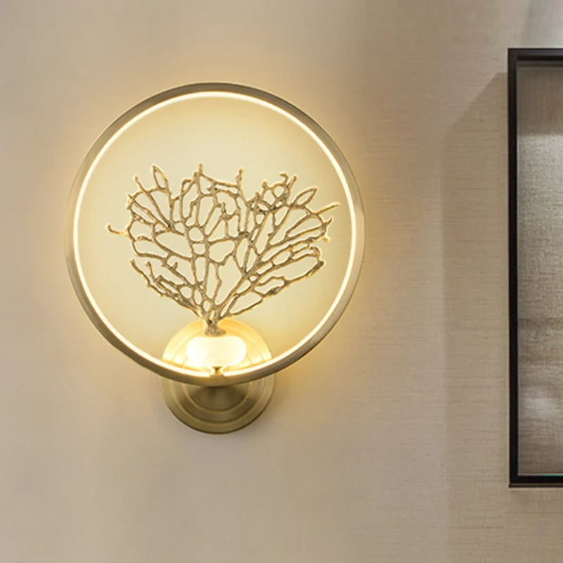 Gouden Boom Wandmontage Licht Eigentijdse LED Metallic Muurschildering Lamp met Gloeiende Haak Clearhalo
