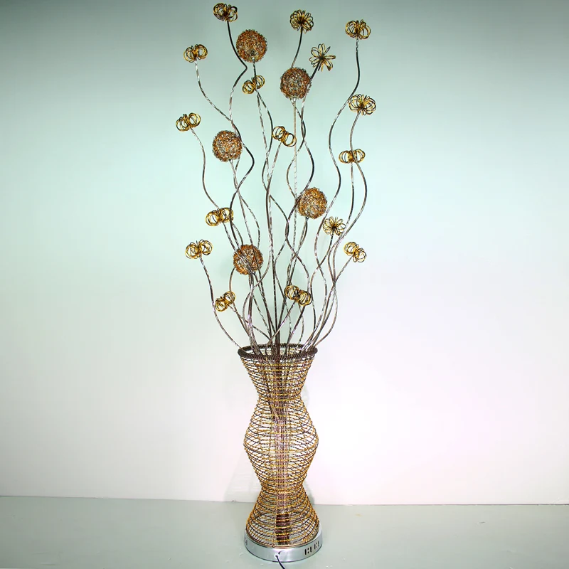 Gouden LED-stand-up lamp Art Decor Metallic Bamboe Mandvorm Leesvloerlamp met bloemdecor Clearhalo