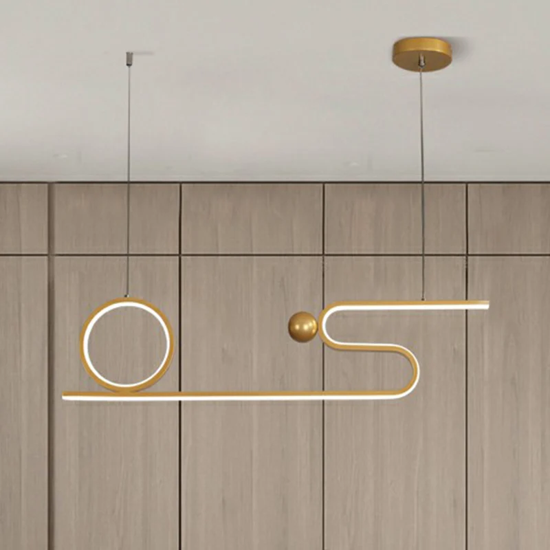 Gouden lineaire eilandverlichting minimalistische stijl metalen LED-plafondhanglamp voor restaurant Clearhalo