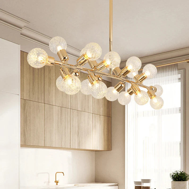 Gouden lineaire LED-eilandverlichting Hedendaagse 18-lichts metalen hangende plafondlamp met geribbelde glazen kap Clearhalo