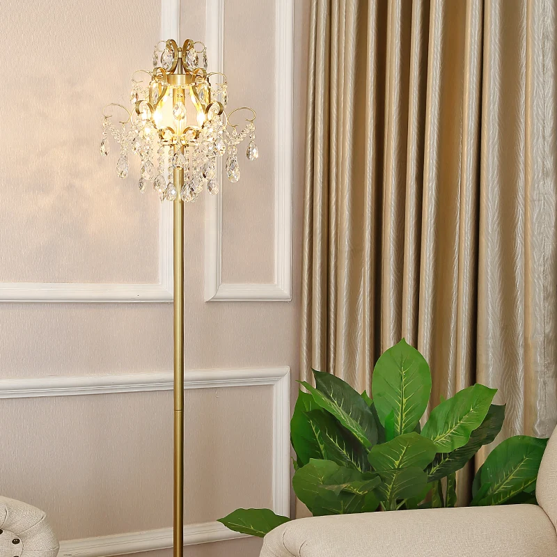Gouden trapsgewijze vloerlamp, eigentijdse gefacetteerde kristallen staande lamp met 1 kop voor salon Clearhalo