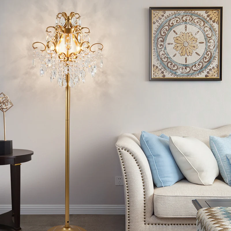 Gouden trapsgewijze vloerlamp, eigentijdse gefacetteerde kristallen staande lamp met 1 kop voor salon Clearhalo