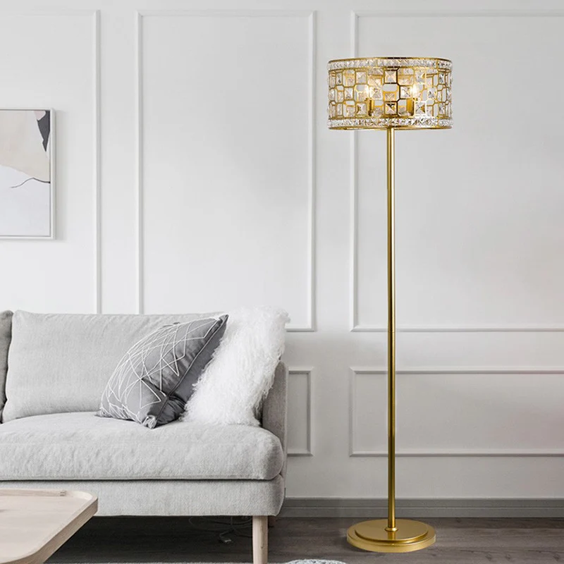 Gouden trommeluitsparingen Vloerlamp Traditionele kristallen enkele lounge staande vloerlamp Clearhalo