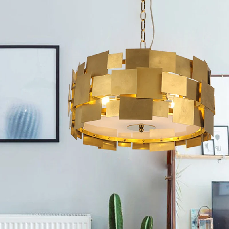 Gouden vierkante paneel hangende lichtset Post Modern 6 lampen metalen trommelplafondkroonluchter Clearhalo