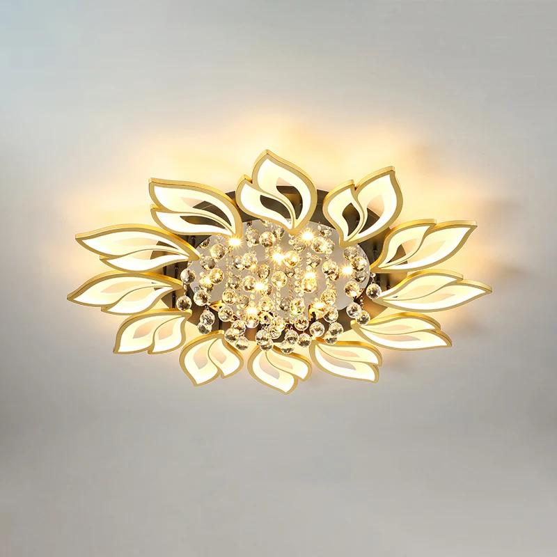 Goudkleurige bloemplafondverlichting Eigentijdse LED-metaal, semi-inbouwmontage met kristallen bol Clearhalo