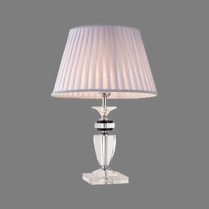 Grijze geplooide bureaulamp, modernistische stoffen tafellamp met 1 kop en glazen voet van helder kristal Clearhalo