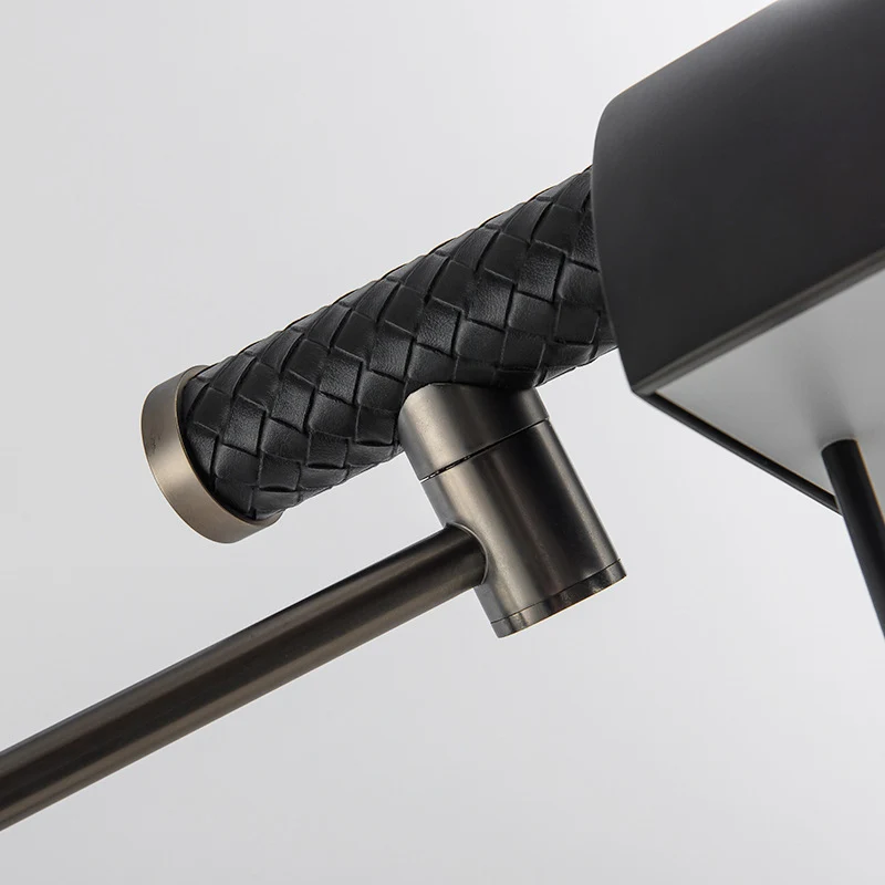 Halve cilinder vloerlamp eigentijds metaal 1-lamps lederen staande lamp voor woonkamer zwart Clearhalo