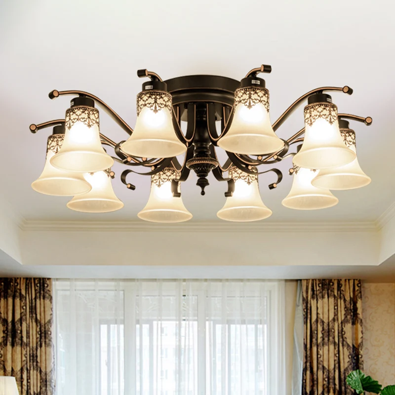 Handgeblazen glas zwarte semi-flush uitlopende schaduw traditionele plafondmontage kroonluchter Clearhalo