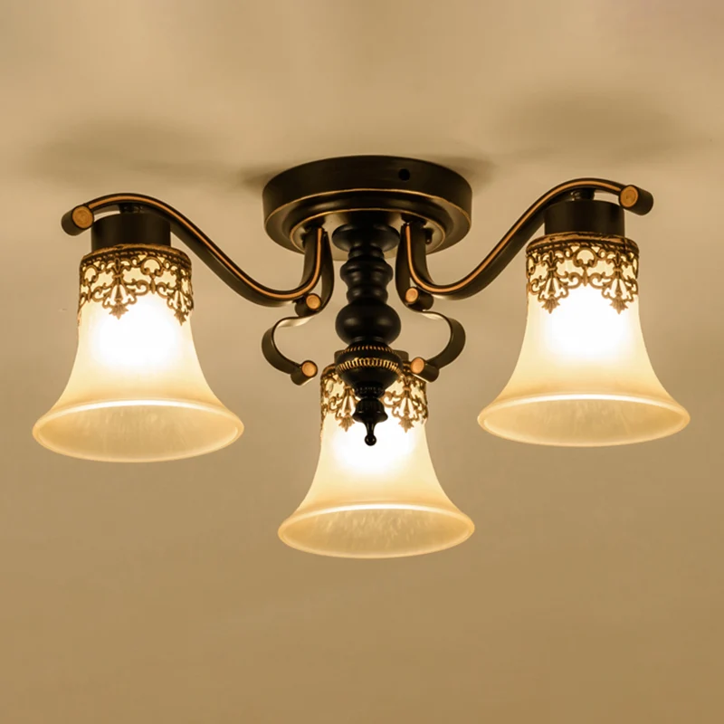 Handgeblazen glas zwarte semi-flush uitlopende schaduw traditionele plafondmontage kroonluchter Clearhalo