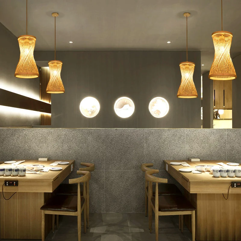 Handgemaakte hanglamp, eigentijds bamboe hanglamp met één lamp en houten ophanging Clearhalo