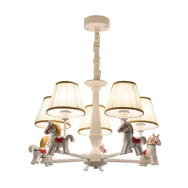 Hangende kroonluchter met stoffen lampenkap, 5-lichts beige hanglamp voor kinderen met carrouselontwerp Clearhalo