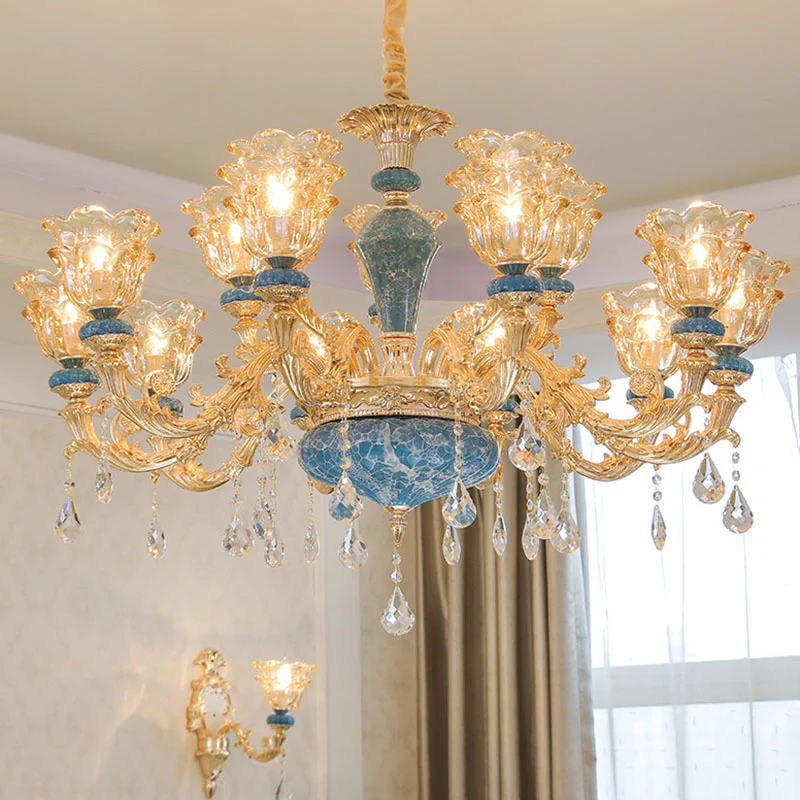 Hangende kroonluchter de woonkamer, rustiek, goudkleurig hangend plafondlicht met bloem en helder getextureerde glazen kap...