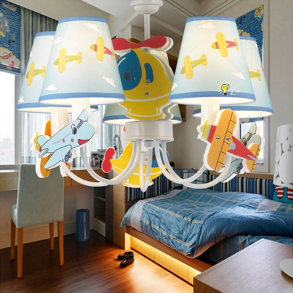Hangende plafondlamp met taps toelopende kap voor de kleuterschool en cartoon kroonluchter van autostof blauw Clearhalo