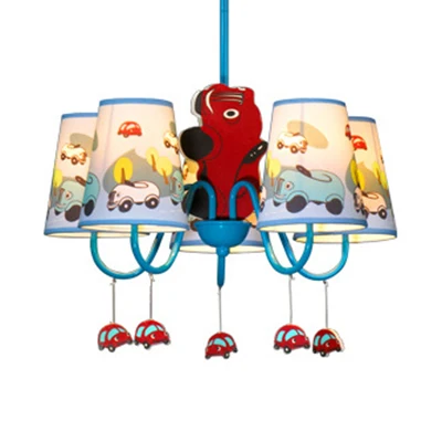 Hangende plafondlamp met taps toelopende kap voor de kleuterschool en cartoon kroonluchter van autostof blauw Clearhalo