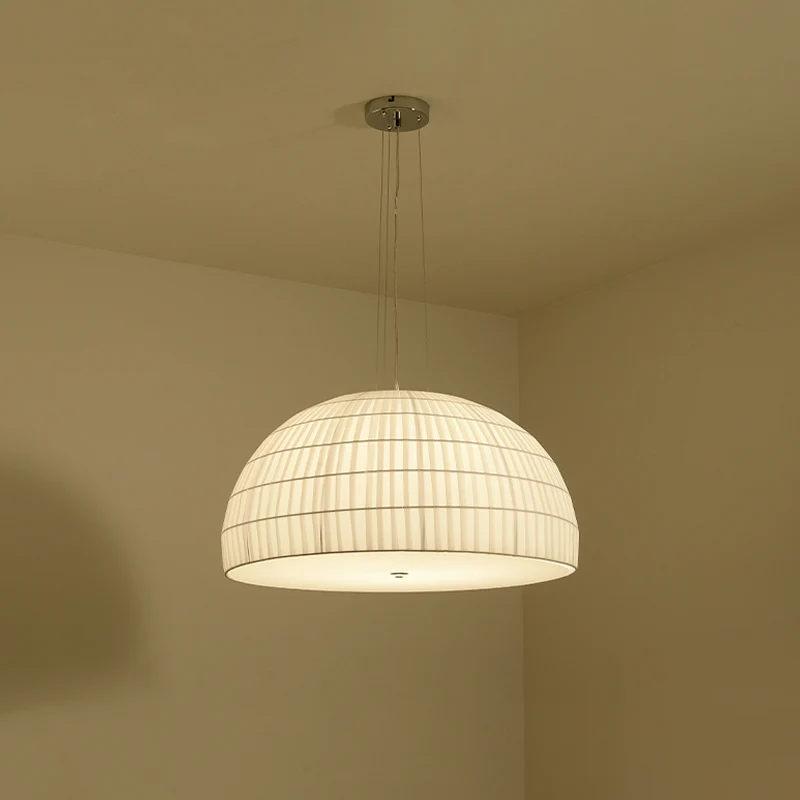 Hangende plafondlamp van stof met koepel, moderne 4-lichts witte kroonluchterlamp Clearhalo
