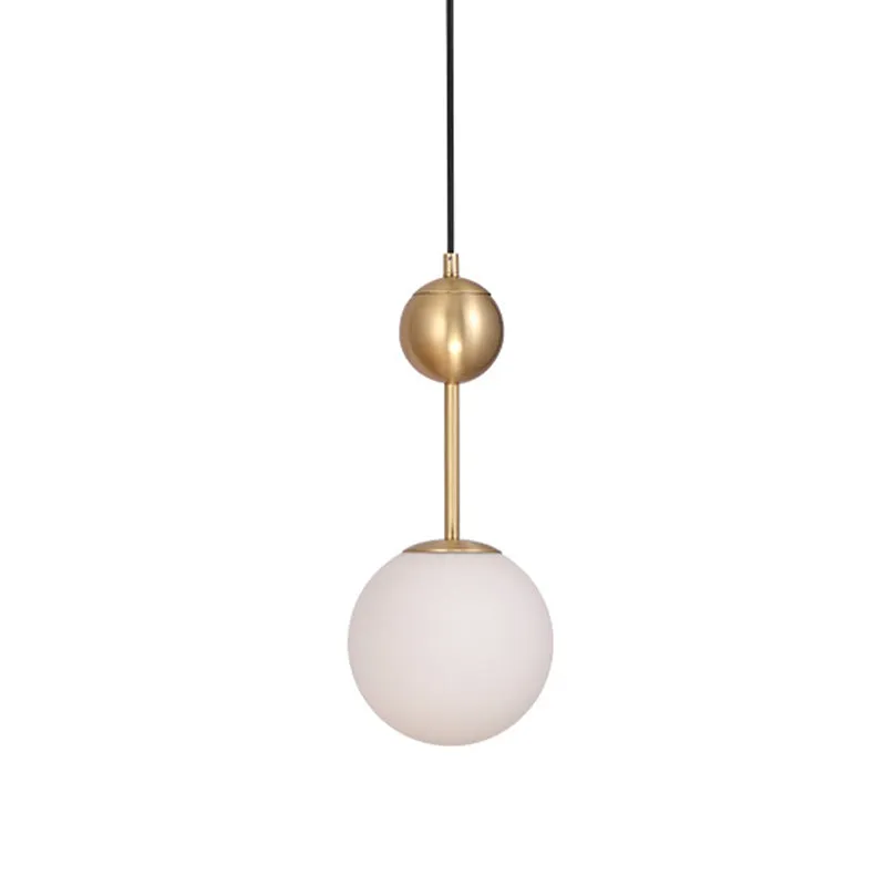 Hanglamp met 1 hoofdslaapkamer, eenvoudige hangende hanglamp van messing met bolvormige kap van melkglas Clearhalo