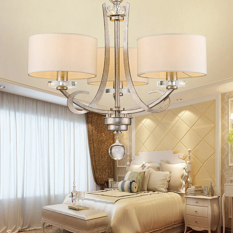 Hanglamp met 3 lampen, klassieke trommel, hangende kroonluchter van stof, wit voor slaapkamer met kristal Clearhalo