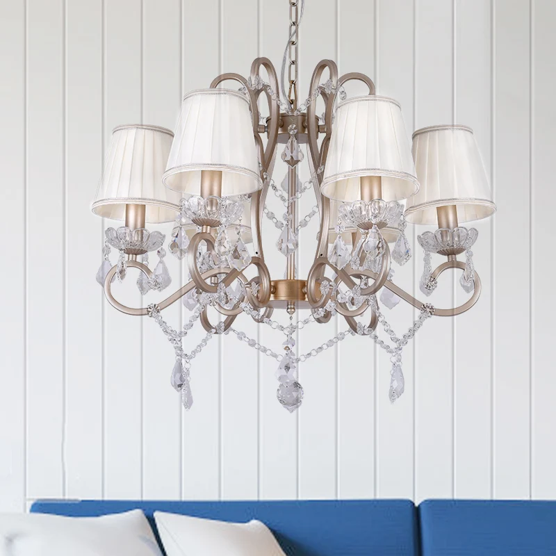 Hanglampenset met 6 lampen en conische kristallen standaarden Traditionele salonhangende kroonluchter messing Clearhalo