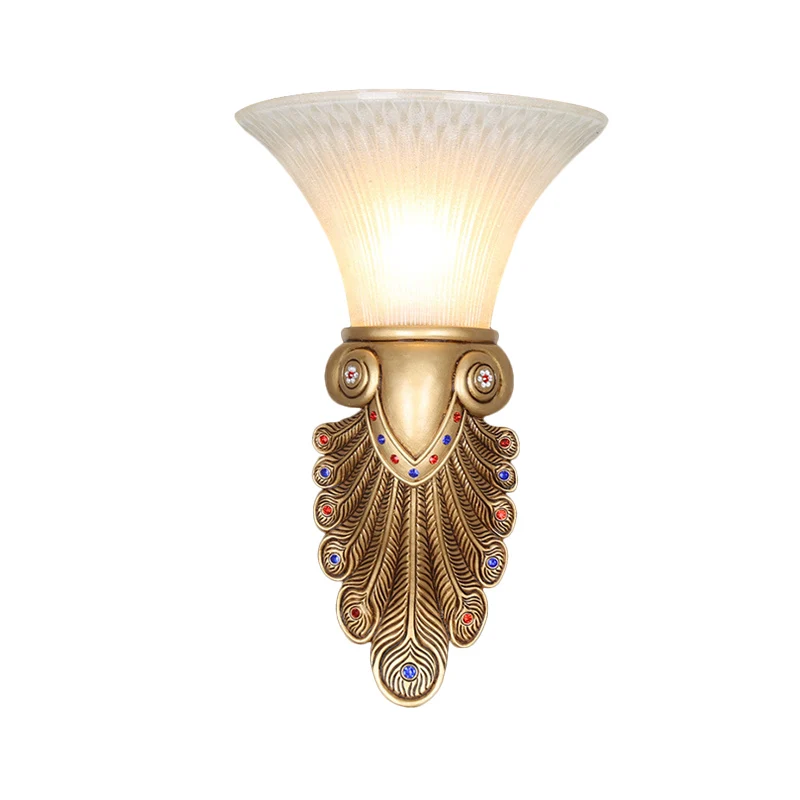 Hars gouden wandlamp Sconce Peacock Tail 1 licht Landelijke stijlvolle wandmontage lamp met opaal glazen belkap Clearhalo